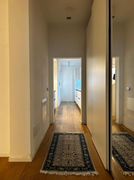 Interno4Home: In Centro Storico Con Posto Auto Ferrare Extérieur photo